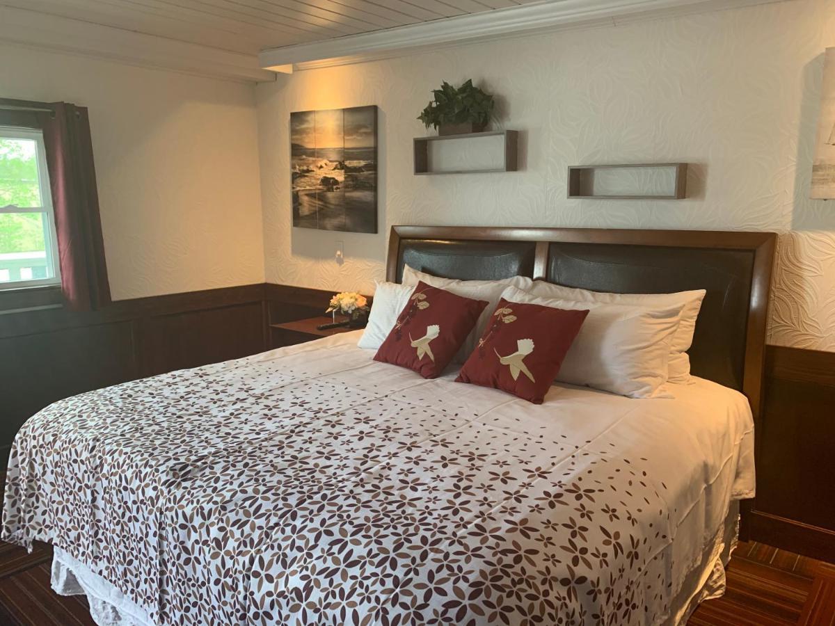 Atlantic Coast Inn Елсуърт Екстериор снимка