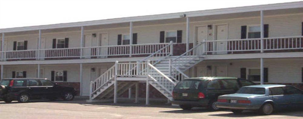Atlantic Coast Inn Елсуърт Екстериор снимка