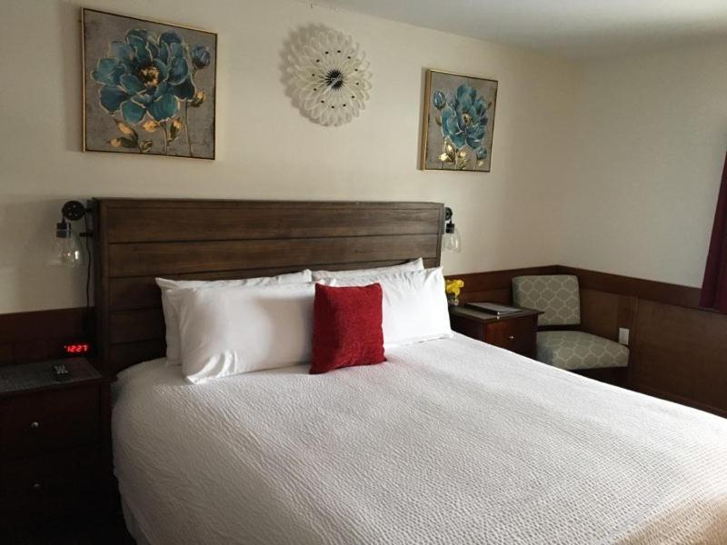 Atlantic Coast Inn Елсуърт Екстериор снимка