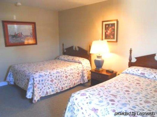 Atlantic Coast Inn Елсуърт Стая снимка