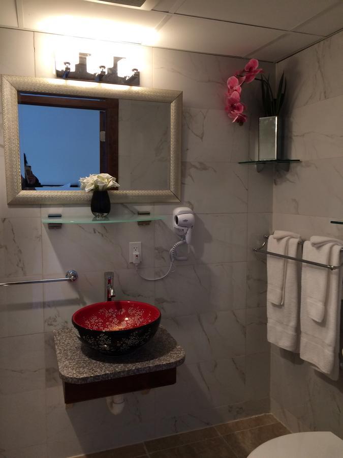 Atlantic Coast Inn Елсуърт Екстериор снимка